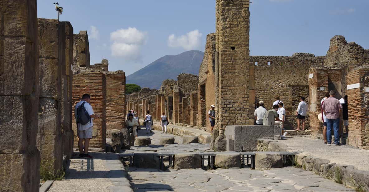 Afbeelding 12 van Vanuit Sorrento: Rondleiding Pompeii en Vesuvius met lunch