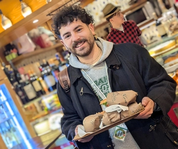 Florence: Street Food Walking Tour with Wine
