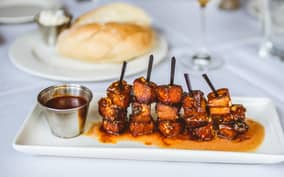 Austin: Downtown Food Tour with 6+ Tastings of Local Flavors