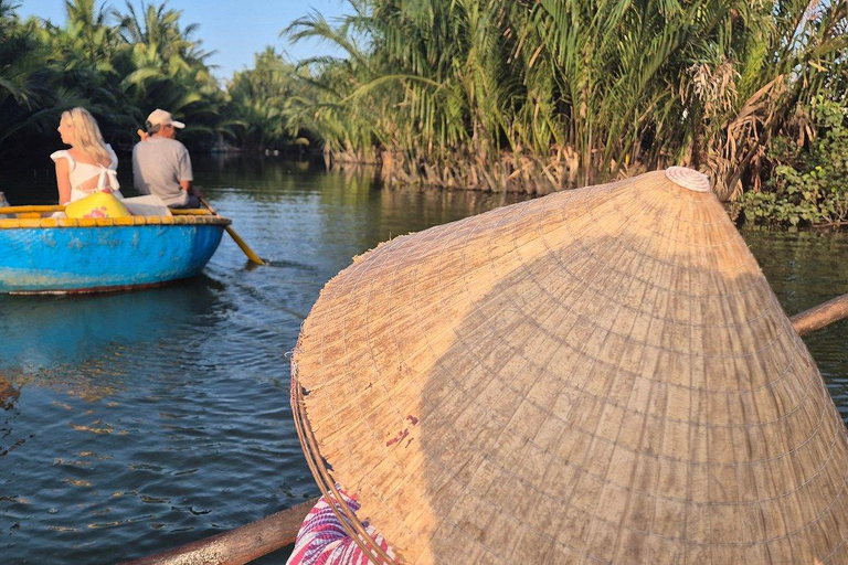 Hoi An: Fietsen, buffels rijden, boer en visser zijn