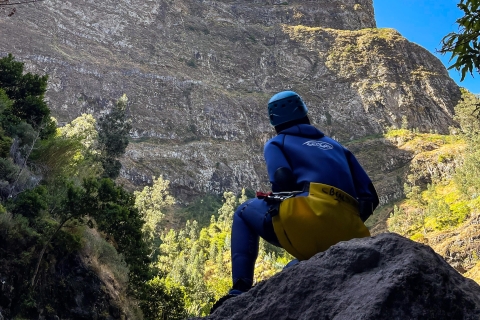 Z Funchal: średniozaawansowana przygoda w kanionie z transferem