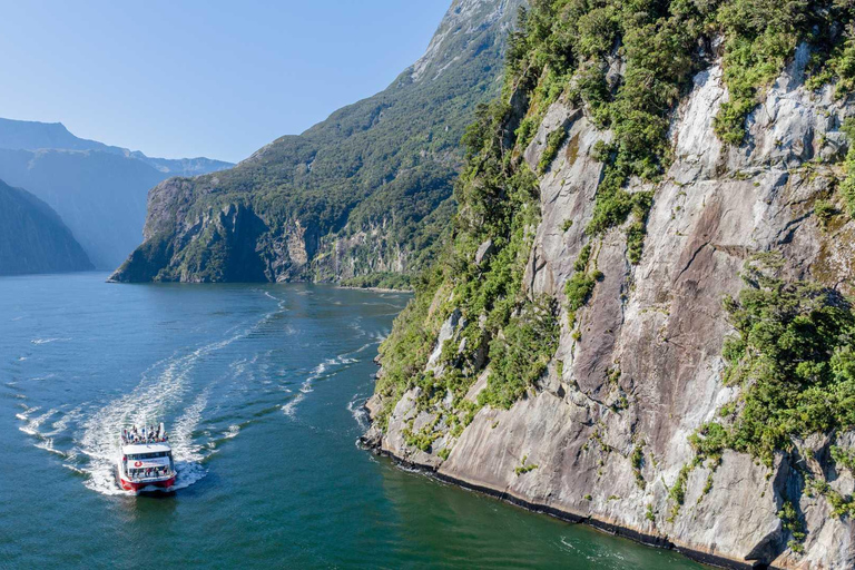 From Queenstown: Coach, Farm Tour &amp; Milford Nature Cruise