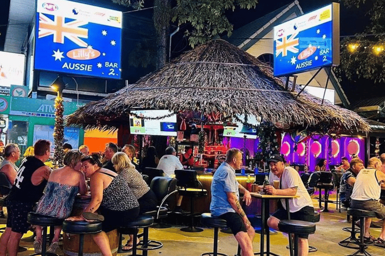 Tour della vita notturna di Phuket: avventura tra i bar e i club VIP di PatongTour della vita notturna di Phuket: tour dei bar e dei club con ingresso gratuito