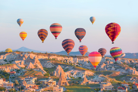 Tour de la Cappadoce en montgolfière à Goreme