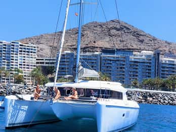 Gran Canaria: Private 3-5hour all-inclusive Catamaran Cruise
