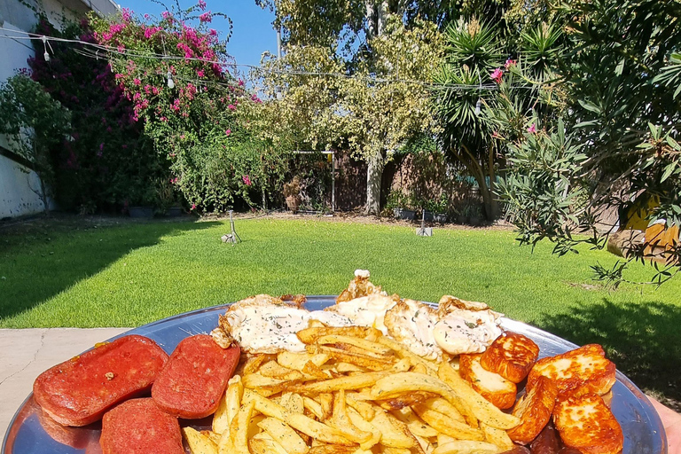 Chipre: Aulas de culinária na Taberna Fournisto com almoço