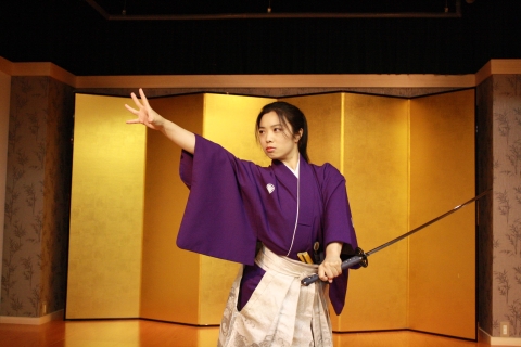Kyoto: Samurai Kenbu Show, een traditionele zwaarddansNormaal ticket - Samurai Kenbu Show & Mini-ervaringen