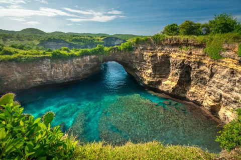 BFT Bali : Excursion d&#039;une journée sur l&#039;île de Penida avec transfert en bateau rapideNusa Penida : Visite privée de l&#039;est de l&#039;île avec déjeuner