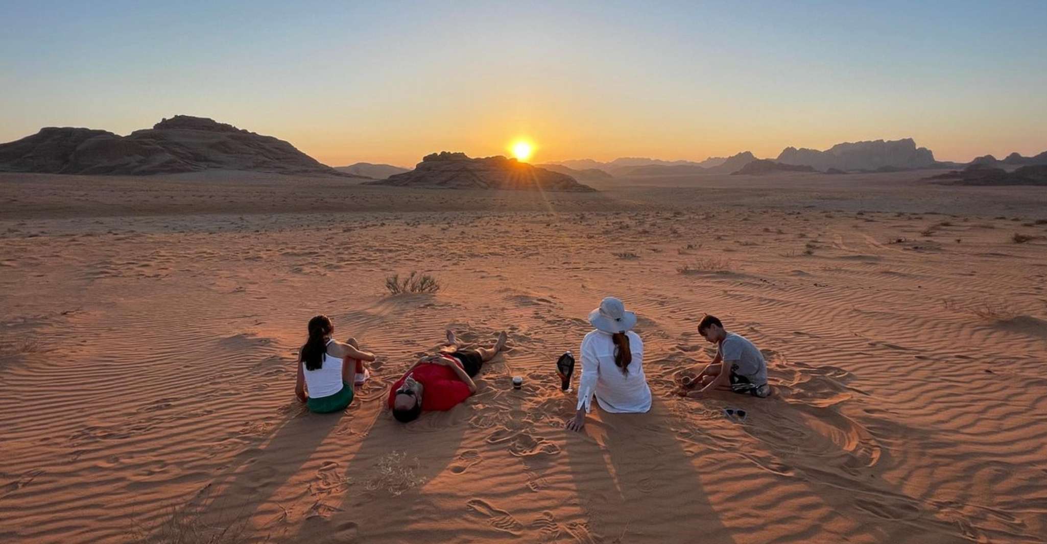 2Hour Jeep Tour Morning or Sunset Wadi Rum Desert Highlight - Housity