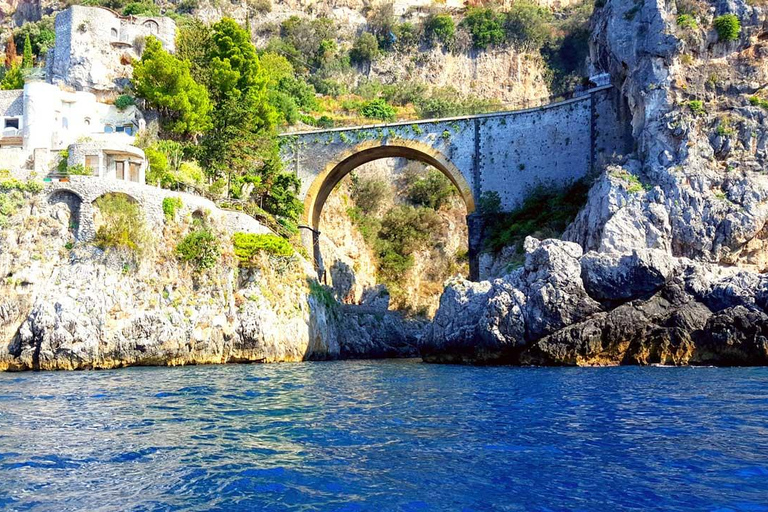From Positano: Day Trip to Amalfi Coast - Group Tour by Boat
