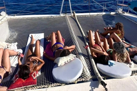 Catamaran cruise around Ibiza with Mojito Charter