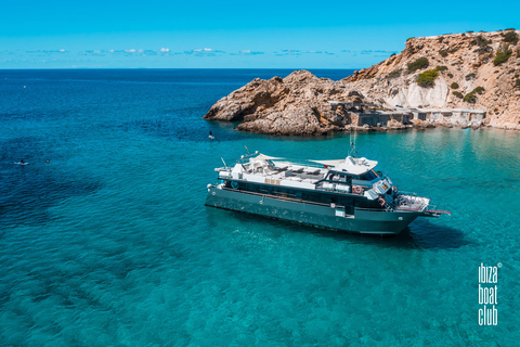 Ibiza: Crucero de día completo por Formentera con paella y bebidas