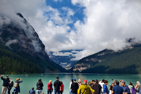 From Calgary: Banff Private Tour with Transport and Pickup