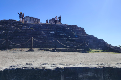 Bacalar: Ichkabal mayan temples & boat tour. Ichkabal only mayan temples guided tour.