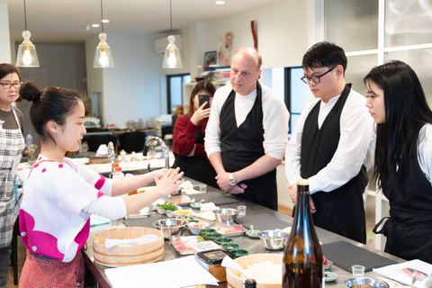 Kyoto: Sushi Lab. von SumayaKyoto: Sushi-Zubereitungskurs