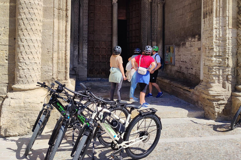 Le Thor e L&#039;isle Sur La Sorgue: visite in bicicletta elettrica assistitaLe Thor e L&#039;isle Sur La Sorgue: gite in bici elettrica