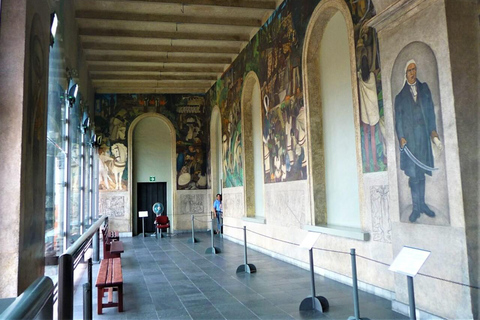 Tour Cuernavaca: Visit Xochicalco and Diego Rivera Murals Private