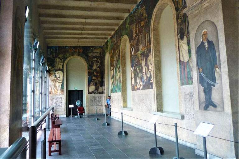 Tour Cuernavaca: Visit Xochicalco and Diego Rivera Murals Private