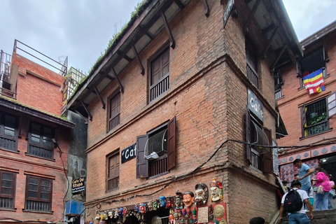Kathmandu: Ason Market Walking Tour with Food Tastings