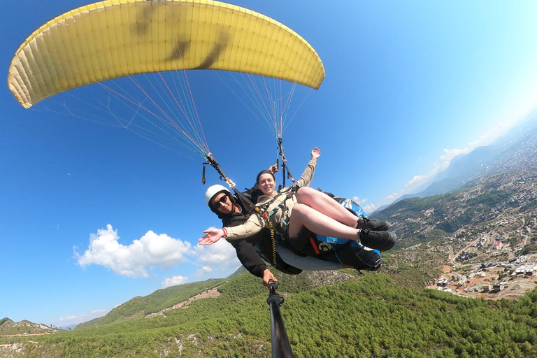 Alanya: Tandem Paragliding Flight with Hotel Pickup