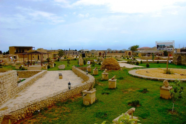 Private Half-Day Absheron Tour - Gala, Ateshgah and Yanardag