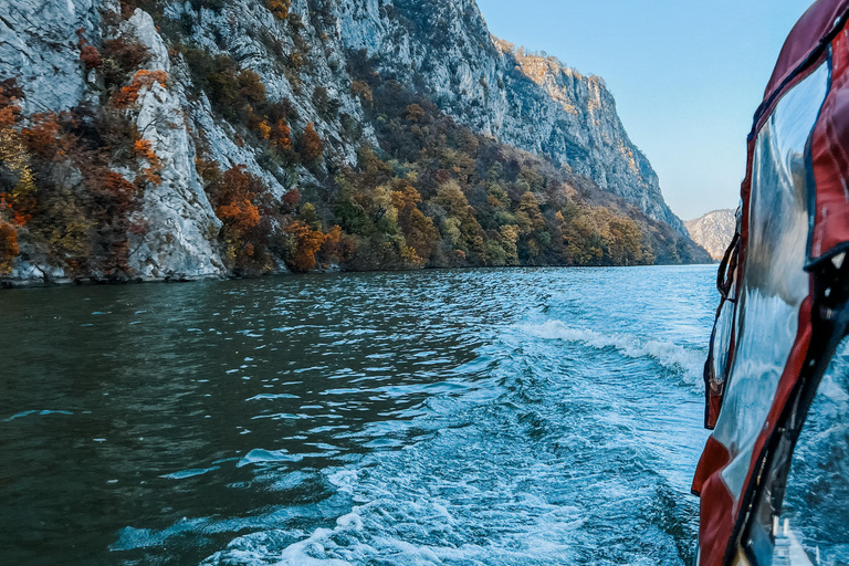 Eselnita: Boat Cruise on the Danube River