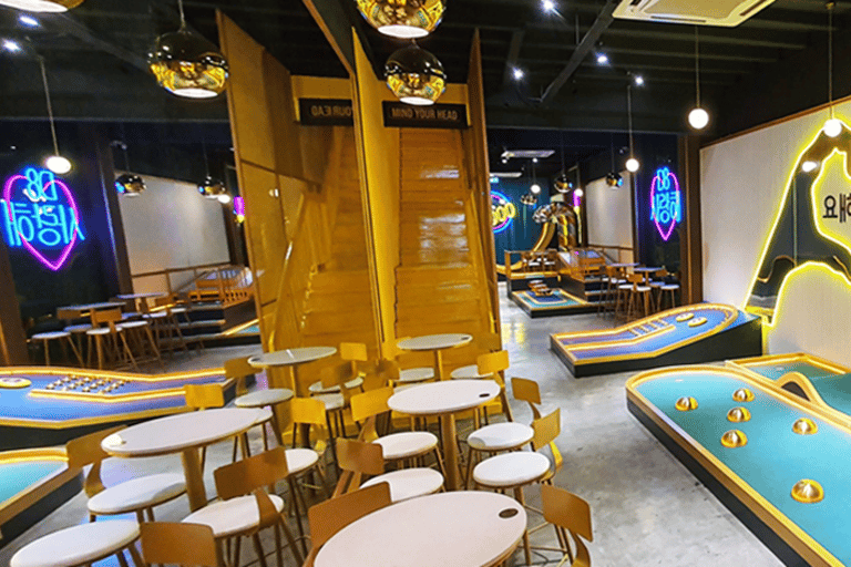 Penang : DE&#039;8000 Mini Golf Café TicketMalaysian Ticket