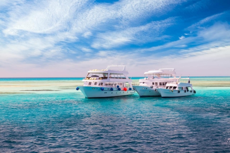 Sahl Hasheesh: Orange Island Trip met Snorkelen & ParasailingSinaasappel, Parasailing, Boottocht, Lunch, Drankjes & Transfers
