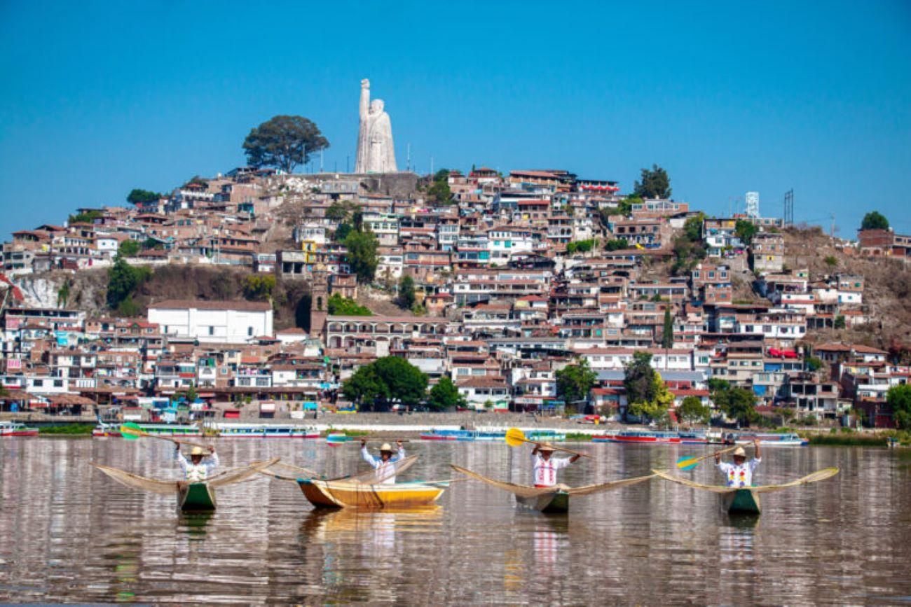 Ixtapa-Zihuatanejo: Tagestour durch die Städte Michoacans mit Frühstück