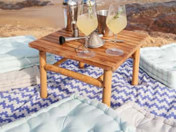 Mykonos : Cours de préparation de cocktails au coucher du soleil sur une plage isolée