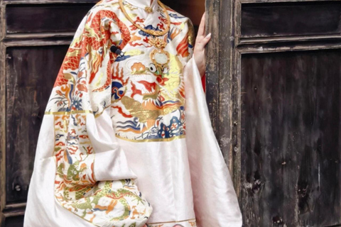 Hangzhou: Traditional Makeover & Photoshoot Experience