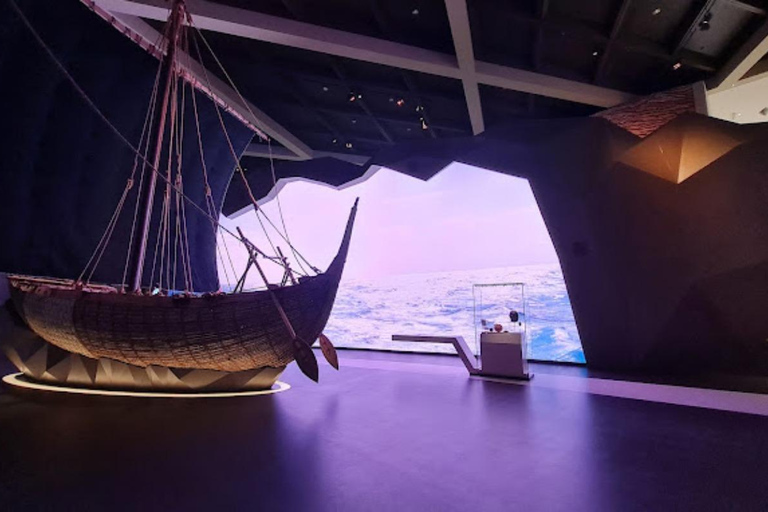 Oman Discovery: 3-Day Private Tour with Hotel Stay & Meals