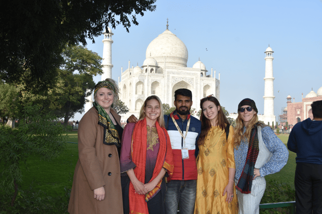 Agra Local Sightseeing with Sunrise or Sunset Experience