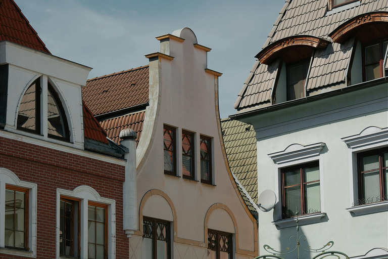 Bratislava: Nitra & Banská Štiavnica Private Day Trip Group of 4 in private vehicle