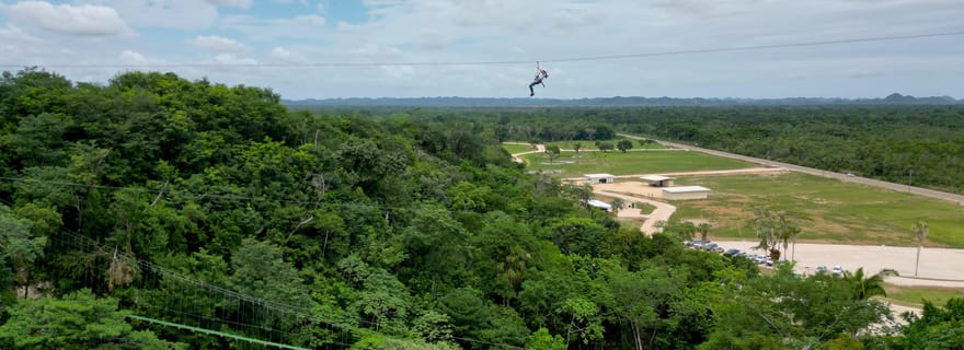 Zona Magica Ziplining au Belize