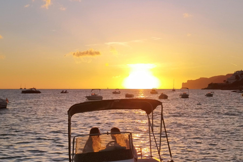 Santa Ponsa: Boat Rental No Licence Required- Captain Jack 2 4hr Santa Ponsa: Boat Rental No Licence Required- CJ2