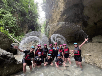 Canyoning-Abenteuer am Kawasan-Wasserfall mit Mittagessen
