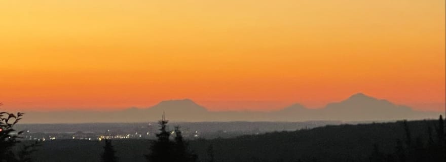 Ville de tentes d'Anchorage et ses environs magnifiques. Excursion de 3 heures.