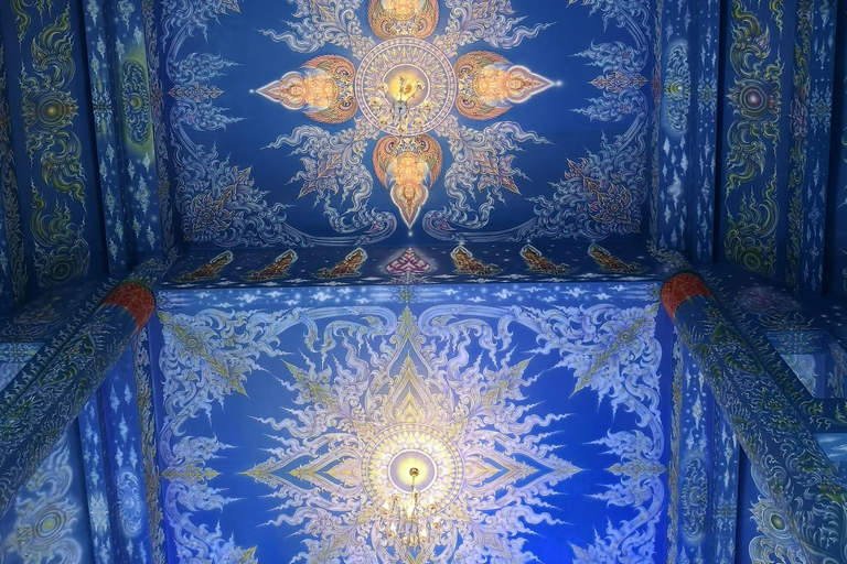 Chiang Mai> Chiang Rai Temples(White/Red/Blue) Day Tour