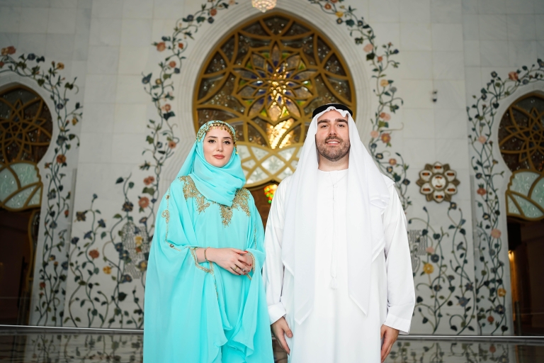 Vanuit Dubai: halfdaagse tour Sjeik Zayed-moskee Abu DhabiGedeelde Engelstalige tour van een halve dag