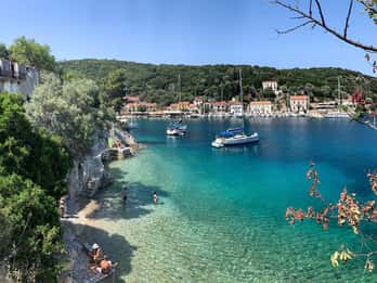 Cefalonia: Crociera Itaca dal porto di Poros con soste per nuotare
