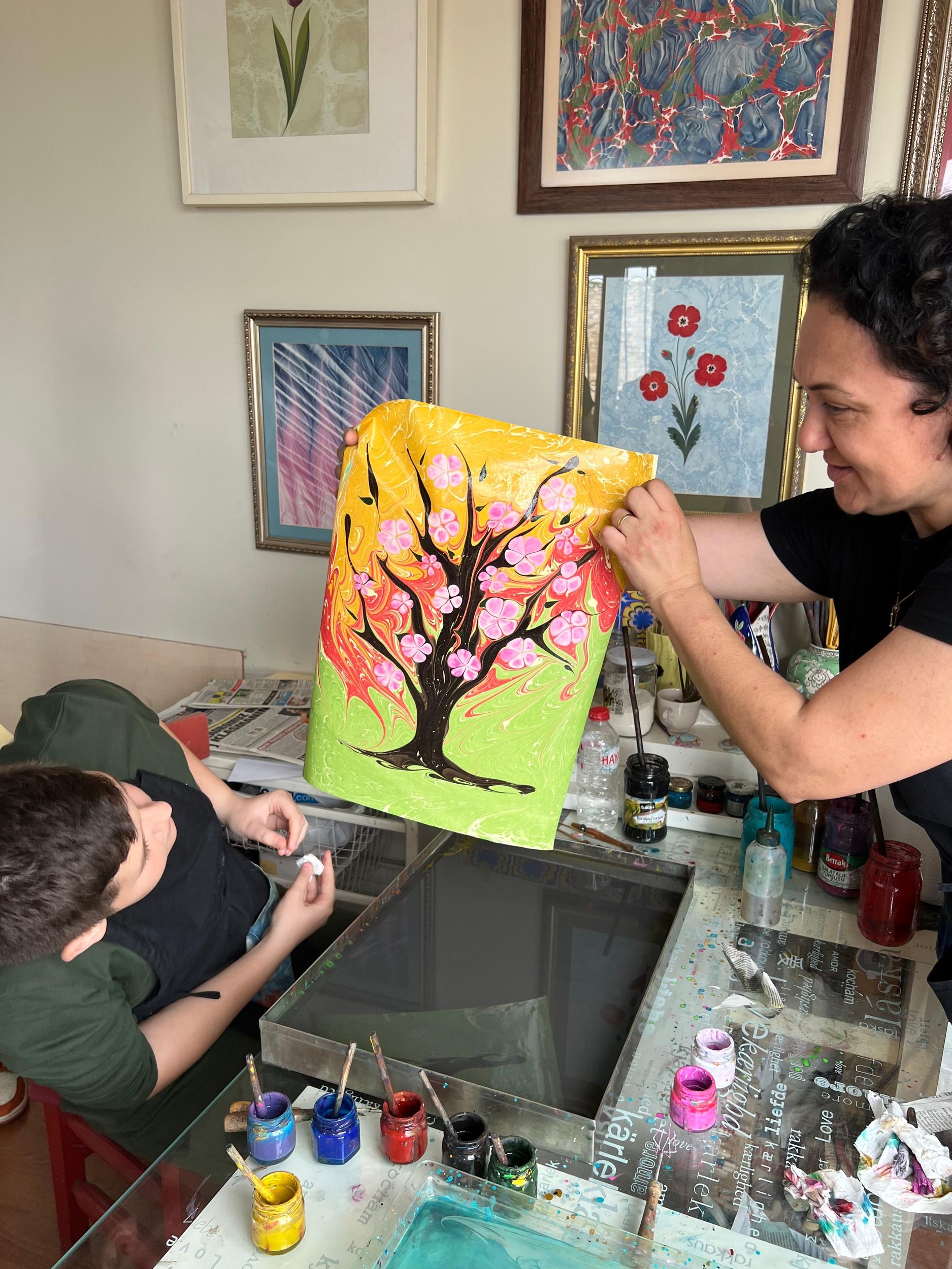 Türkisches Marmorierpapier Ebru Art Workshop