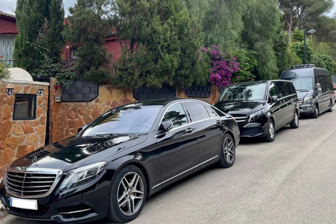 Madrid: Private Airport Transfer to Toledo Mercedes E Class