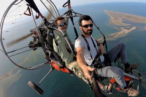 Baku: Paratrike Flight Over Shah Dili with Hotel Pickup