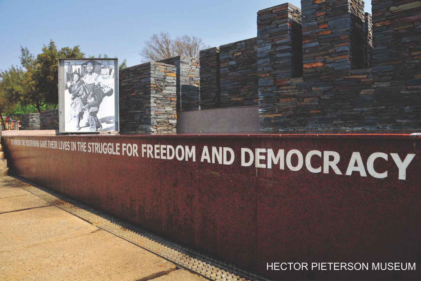 Apartheid Museum & Soweto Tour - Apartheid Museum & Soweto Tour