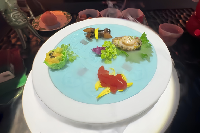 Kunming：Jueyan Banquet Immersive Cultural Experience 1 Floor Regular Seat Meal+Costume（ 7days in advance）