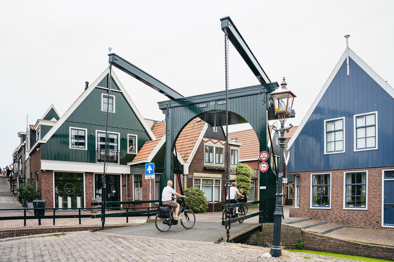 Amsterdam: Giethoorn, Volendam, and Zaanse Schans Tour