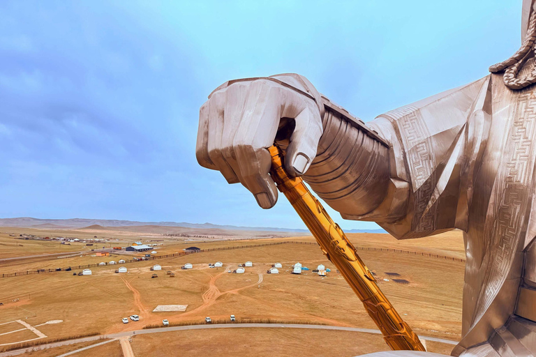 Chinggis Khaan Equestrian Statue & Monastery Tour