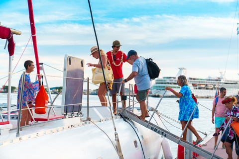 Von Tahiti aus: Tetiaroa Inselrundfahrt mit dem Segelkatamaran