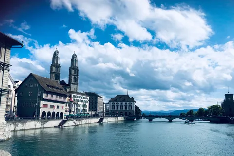Zürich: Rundtur i det förflutna och nutid Zürich